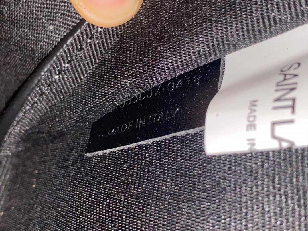 VIP 】หนังแท้ YSL WOC Saint Laurent Envelope Monogram Leather Crossbody Bag หนังคาเวียร์ อะไหล่ทองสุดหรู มาพร้อมใบเล็กใส่บัตรได้ พร้อมส่งที่ไทย