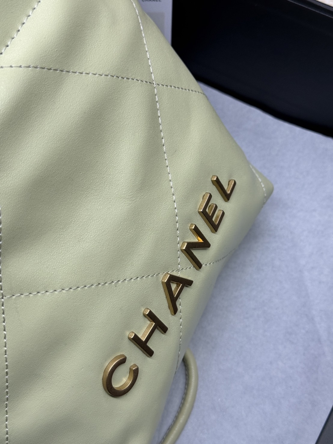 Chanel 22 Mini Handbag With Pearl Chain กระเป๋าทรงโท้ท เกรดออริ สลับแท้ 1:1 ใช้งานต่างประเทศได้