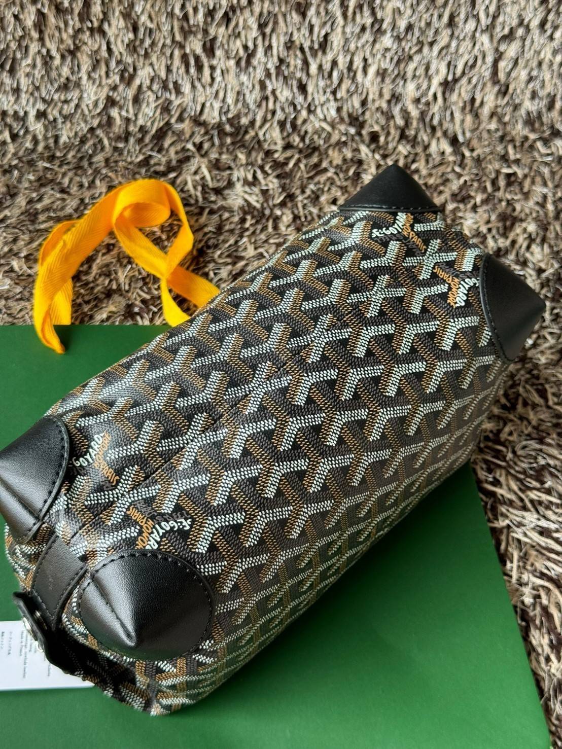 Goyard Bowling 25 Toiletry Bag กระเป๋าทรงพอชใช้งานง่ายกะทัดรัด รุ่นขายดี ใช้ได้ทั้งชายหญิง