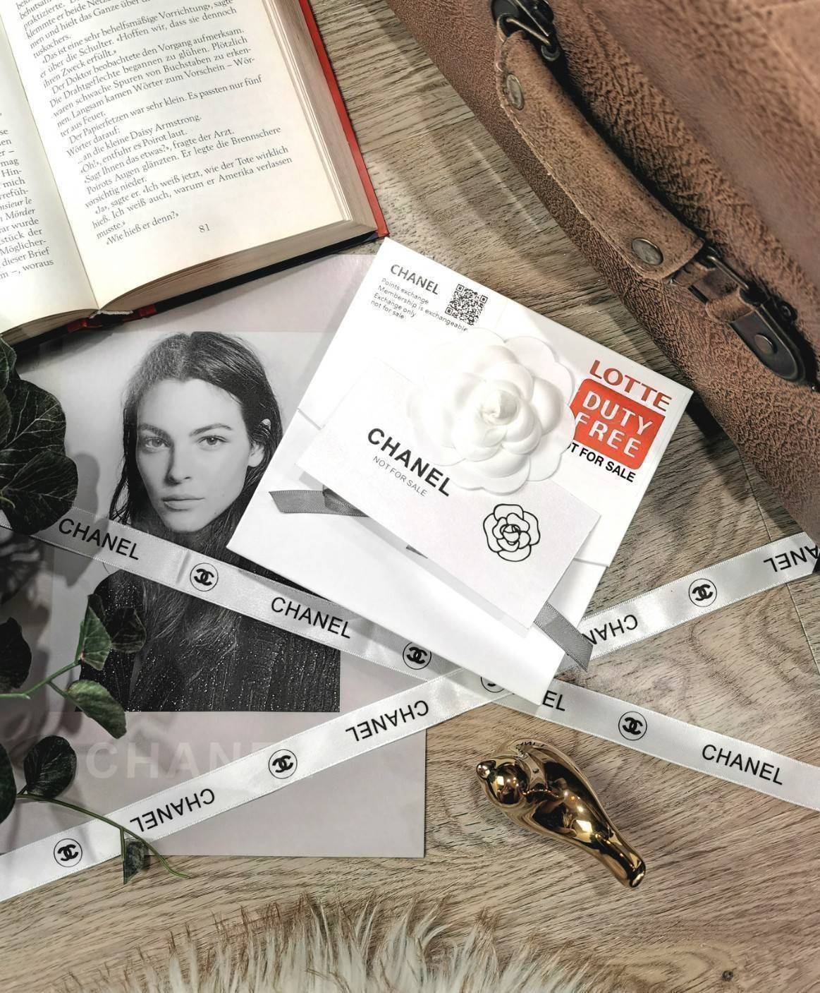 แพ็คสุดคุ้ม! CHANEL 7Days EARRING VIP ชุดกิ๊ฟเซทสุดเลอค่า ไอเท็มหายากชวนสะสมมาเป็นชุดให้ถึง7แบบ7สไตล์สลับใช้ ดีไซน์สวยเลอค่าสุดคลาสสิค จองด่วนไอเท็มแบบนี้นานๆจะหลุดมาให้ช้อป จะซื้อใช้เองหรือมอบเป็นของขวัญก็เลิศหรูดูดีมาใน Original Package มีกล่อง ริบบิ้น 