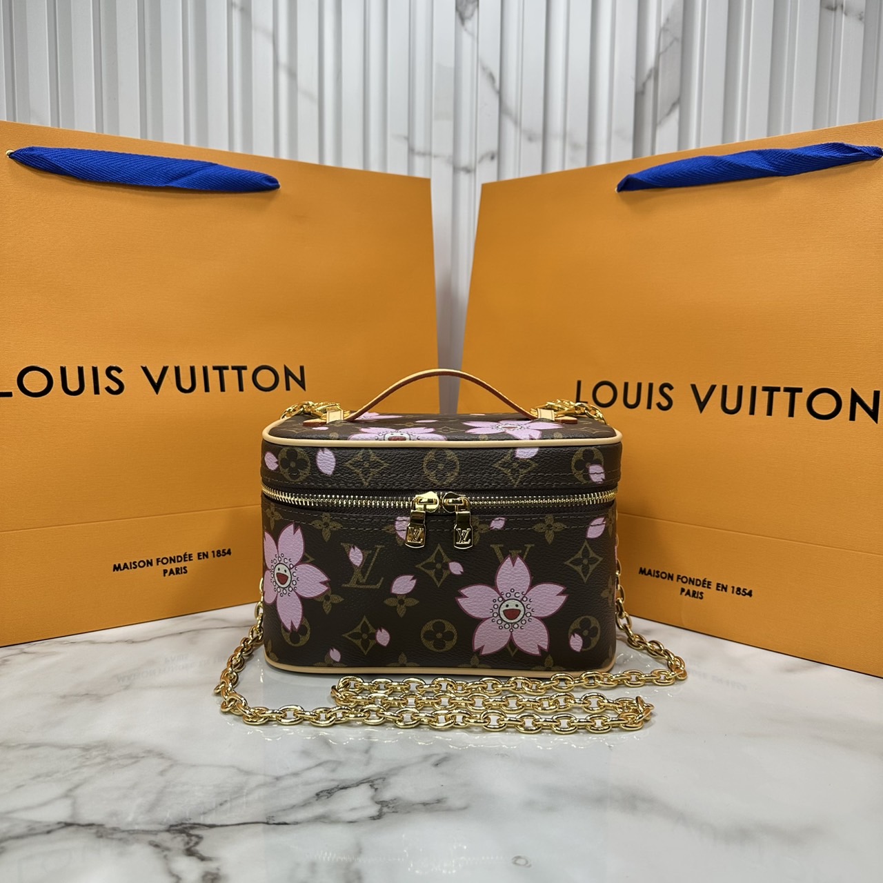 ORI หนังแท้ | คอลใหม่ดอกไม้แสนหวาน LV x TM Cherry Blossom bag กระเป๋าสะพายดีไซน์คลาสสิครุ่นสุดปัง ปรับลุคให้มีชีวิตชีวาด้วยลายดอกไม้เชอรี่บลอสซั่ม คอลใหม่สุดเอ็กซ์คลูซีฟ