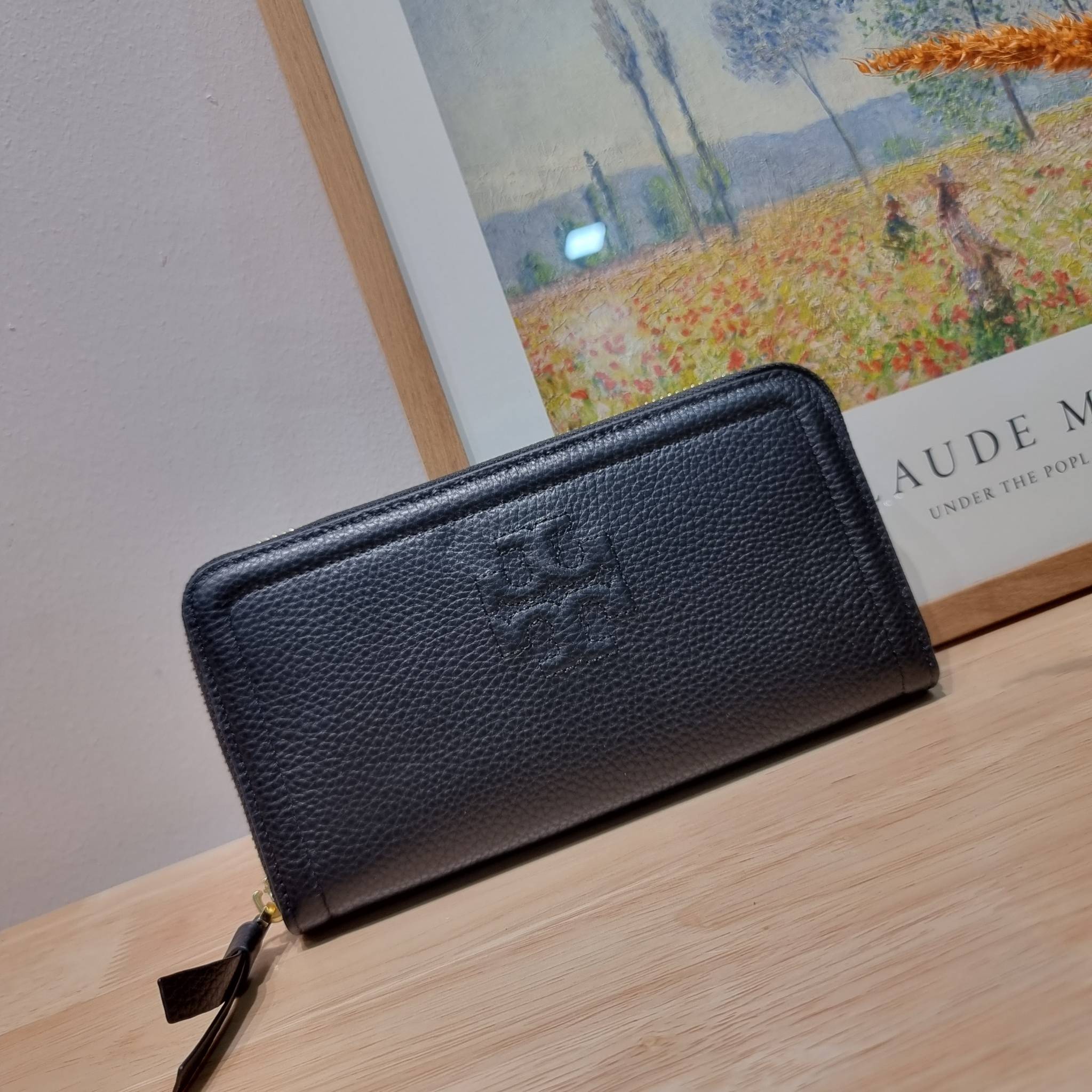 TORY BURCH THEA MULTI GUSSET ZIP CONTINENTAL WALLET กระเป๋าสตางค์ใบยาวเบสท์เซลเลอร์ ขนาดกำลังพอเหมาะ ดีไซน์เรียบหรู