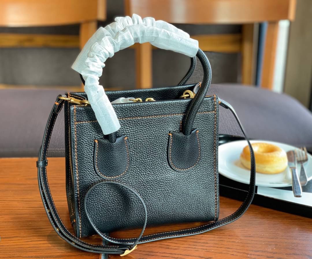 Limited Edition COACH Cashin Carry Tote Pebble Leather ((735//733//737))