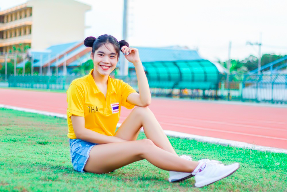 เสื้อเหลือง เสื้อกีฬาคอปกTHAILAND สีเหลือง(ผ้ามัน)