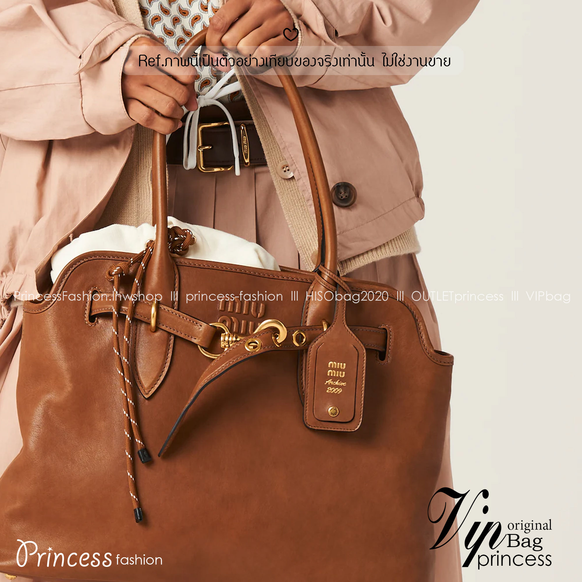 MIU MIU Aventure nappa leather bag กระเป๋าถือใบใหญ่ รุ่นใหม่สวยเก๋สุดชิค ทรงเก๋ ใช้งานง่าย เรียบหรูดูลัคชูสุดๆ เป็นไอเท็มที่ถือแล้วดูมีเทสมากกก