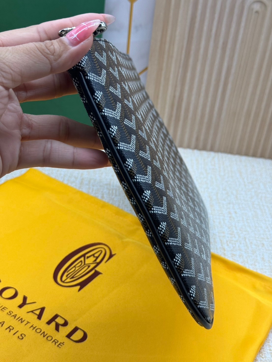 พร้อมส่ง GOYARD CLUTCH BAG unisex 30cm กระเป๋าคลัช ใช้ได้ทั้งชายหญิง เกรดออริ สลับแท้ 1:1 ใช้ต่างประเทศได้ ภาพถ่ายจากงานขายจริง