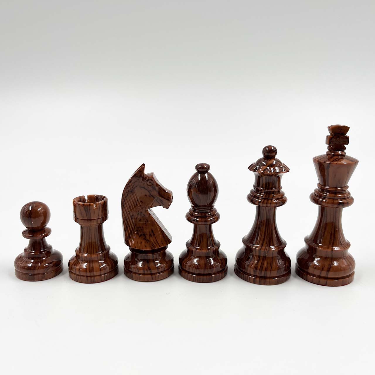 ตัวหมากรุกสากล German Knight ไม้Rose wood เคลือบผิวอะคริลิก