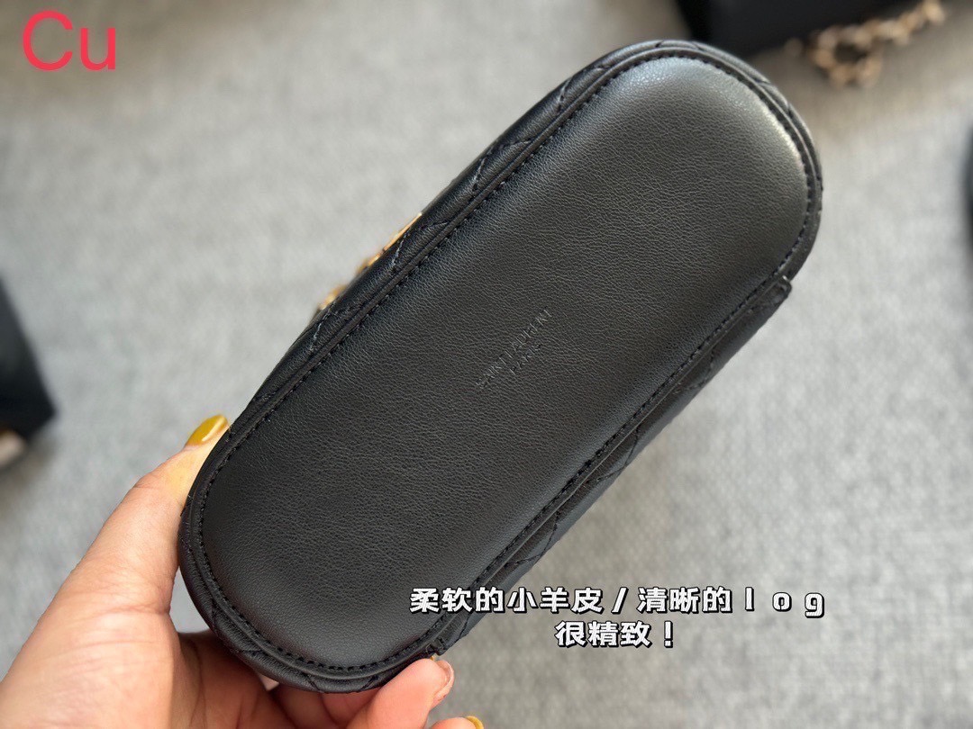 YSL GABY VANITY BAG กระเป๋าใส่เครื่องสำอางซิปรอบ งานหนังสวยเต็มใบ สีดำอะไหล่ทองสวยคลาสสิก 🧡เกรดวีไอพี ไฮเอน