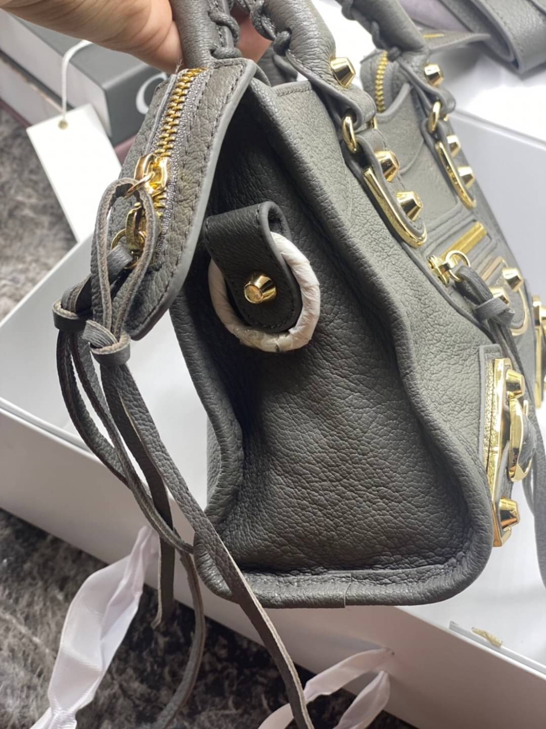 VIP 】หนังแท้ BALENCIAGA Classic City Mini Shoulder Bag พร้อมส่งที่ไทย โทนสีสวยละมุน