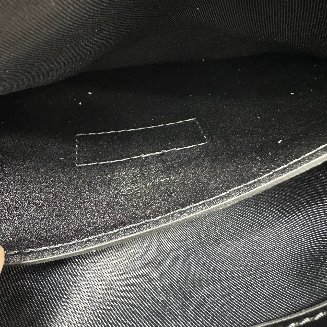 Small YSL Niki shoulder bag 9" กระเป๋าสะพายทรงคลาสสิค รุ่นยอดนิยมของแบรนด์ที่ใครๆก็ต้องมีใช้ ดีไซน์เรียบหรู 🧡เกรดออริ ใช้งานต่างประเทศได้