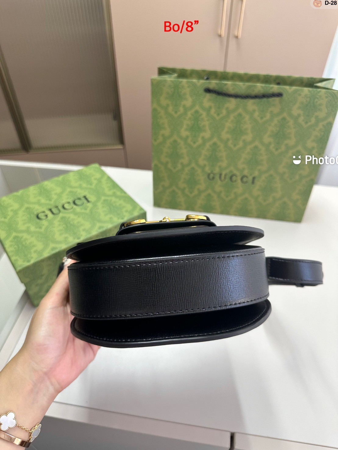 GUCCI HORSEBIT 1955 MINI ROUNDED BAG / GUCCI BAG พร้อมส่งที่ไทย กระเป๋าสะพายสุดคลาสสิค เรียบหรู ดีไซน์ใหม่ลาสุด 2023 **รอบนี้จัดราคาพิเศษสุดคุ้ม งานสวยเกินราคาค่ะ