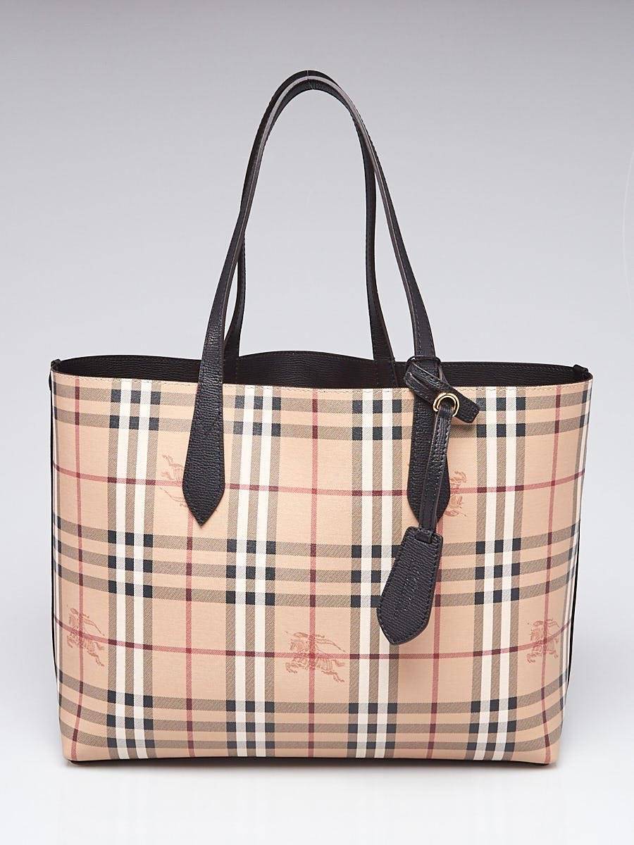 BURBERRY Leather Haymarket Check Medium Reversible Tote Bag กระเป๋าสะพายไหล่ทรงช้อปปิ้ง ทรงคลาสสิค ฮิตตลอดกาล