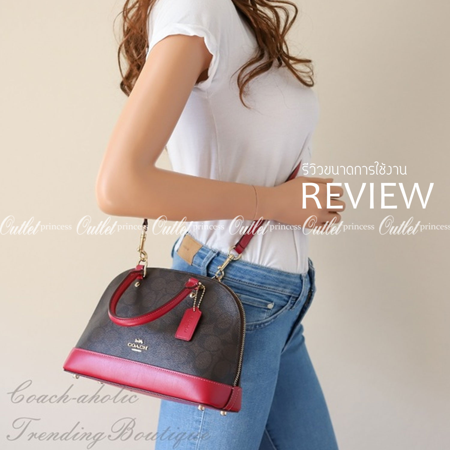 Coach Mini Sierra Signature กระเป๋าถือทรงโดม ภายในกว้างสามารถใส่กระเป๋าเงินเล็ก และมือถือได้ และยังมีช่องซิปเล็ก 1 ช่อง ด้านหลังมีกระเป๋าเล็กเก็บบัตร 1 ช่อง ใครยังไม่มีพลาดไม่ได้แล้วนะคะ