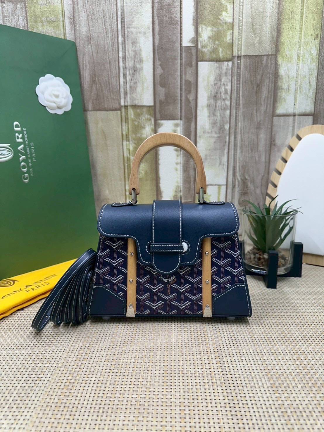 10 สี ORI หนังแท้ | GOYARD Saïgon Souple Mini Bag 20cm กระเป๋าถือ/สะพายดีไซน์หูจับไม้เป็นเอกลักษณ์ที่สวยหรูหราสง่างาม