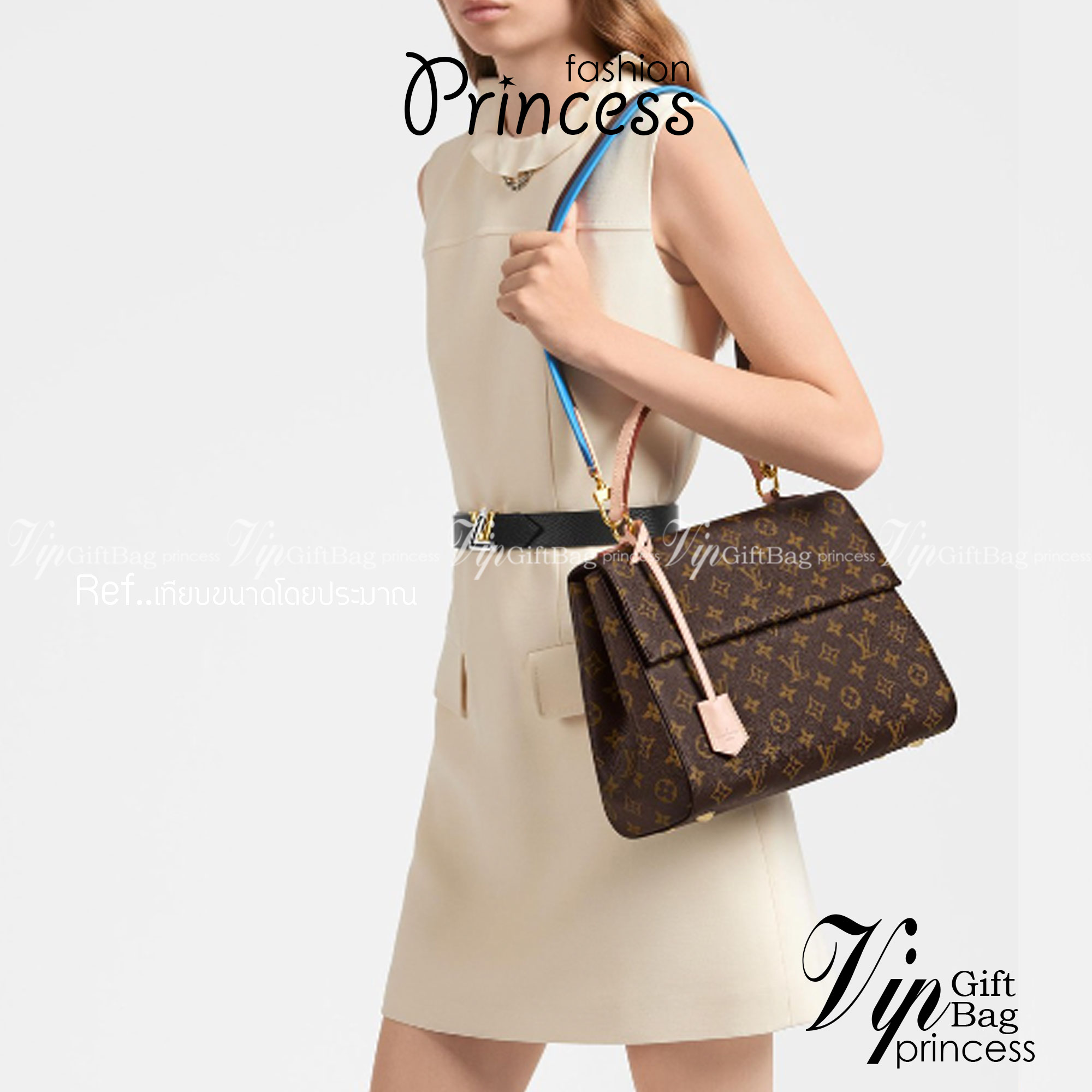 LV Cluny BB Monogram กระเป๋าสะพายหนังลายโมโนแกรมเปิดหน้า เป็นอีกทรงที่ขายดีมากเพราะใช้งานง่ายใช้ได้อเนกประสงค์ ด้านในกว้าง งานใช้สลับขึ้นแบบจากงานจริงเป๊ะเที่ยบเท่า แรร์ไอเท็มที่สาวๆต้องมี! มีหูจับในตัวและสายครอสบอดี้มาให้ ใช้งานง่าย เหมาะกับทุกสไตล์การแต