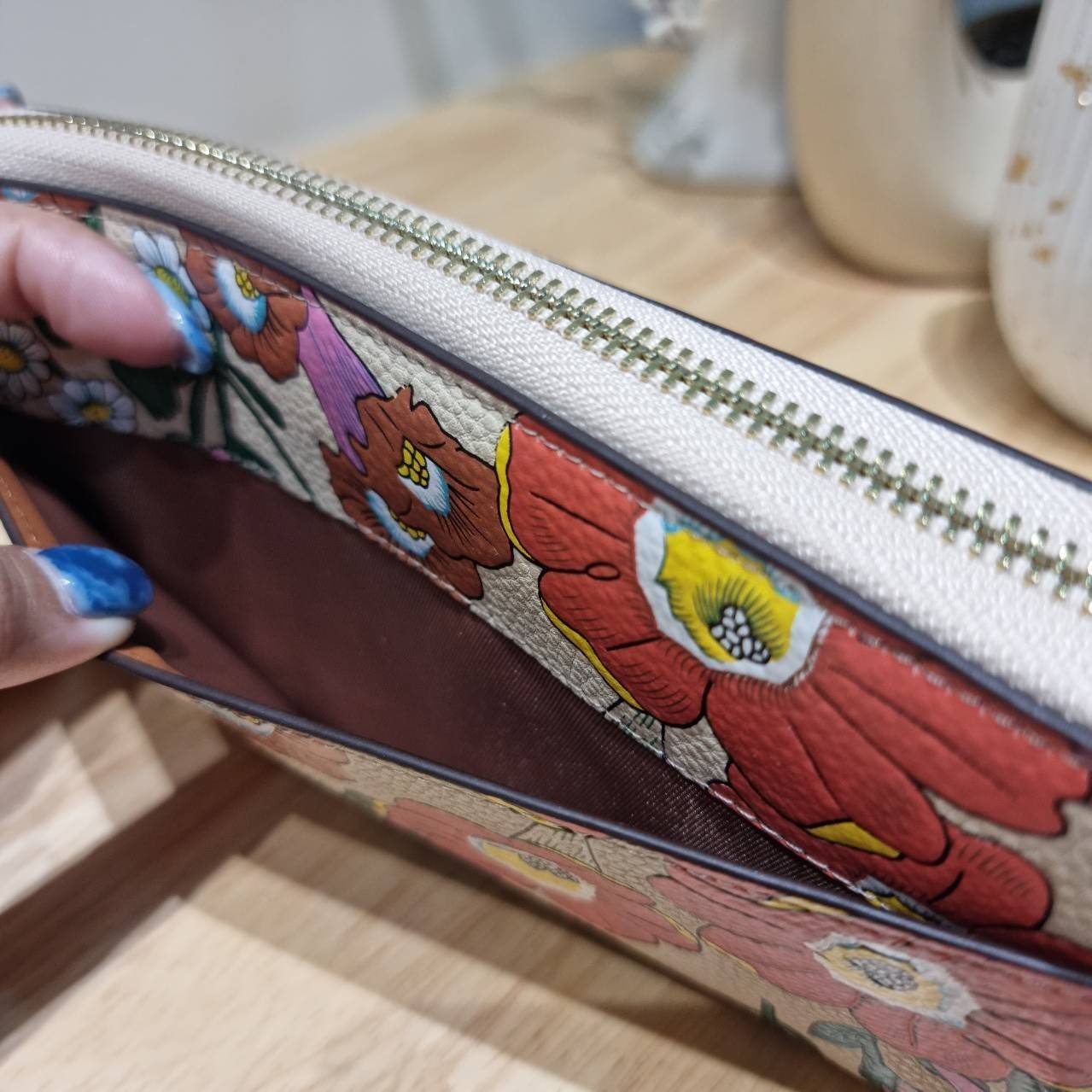 COACH LONG ZIP AROUND WALLET WITH FLORAL PRINT CJ373 / CR930 กระเป๋าสตางค์ใบยาวลายดอกไม้สดใส เกรดท็อปออริ เกรดดีสุด สลับแท้ 1:1 ใช้ต่างประเทศได้