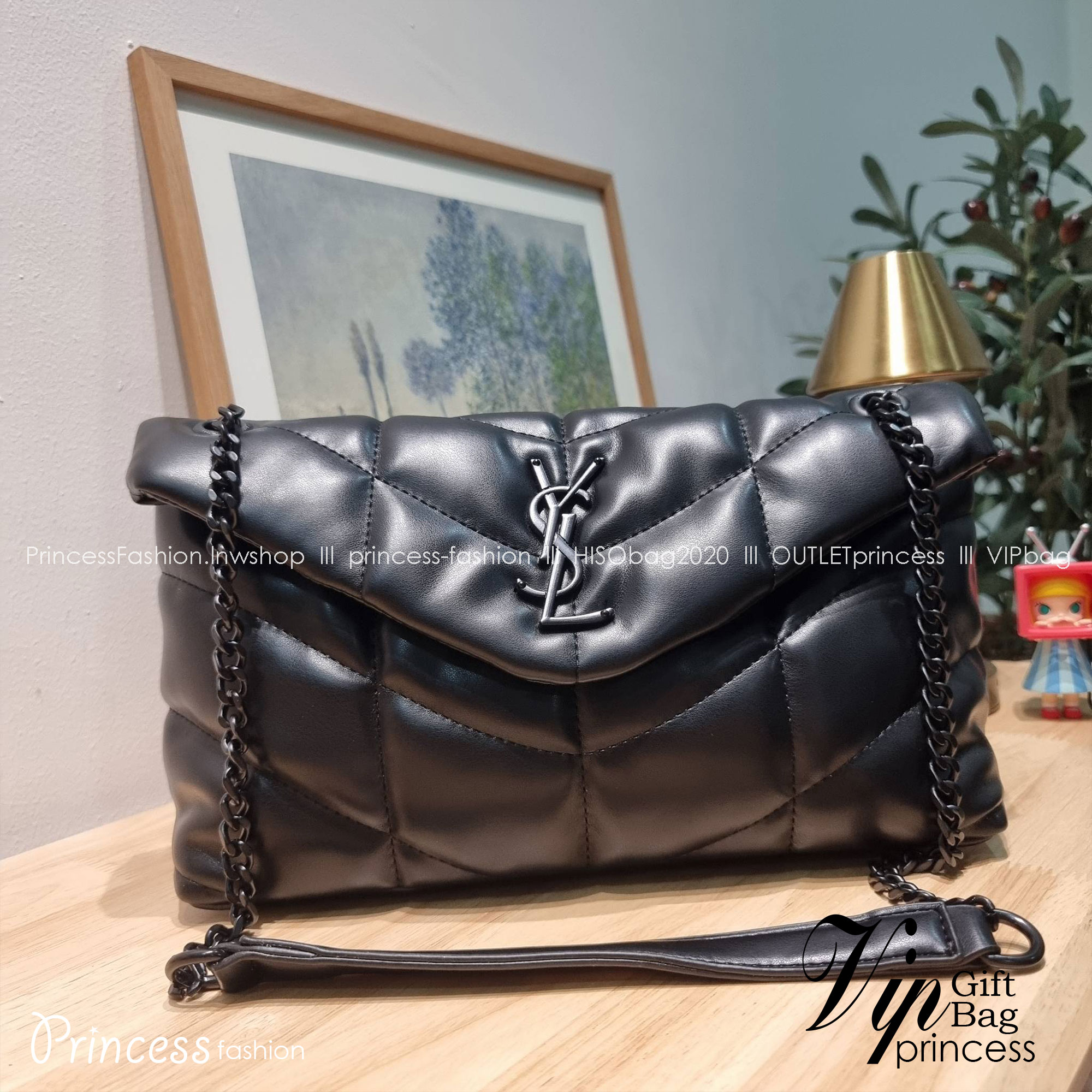 YSL PUFFER SMALL CHAIN BAG IN QUILTED / Yves Saint laurent puffer small chain bag in quilted กระเป๋าสะพายรุ่นยอดนิยม ทรงสวย ใช้ได้บ่อยไม่มีเบื่อ วัสดุหนังสัมผัสนิ่มมือ ดีไซน์เรียบหรู