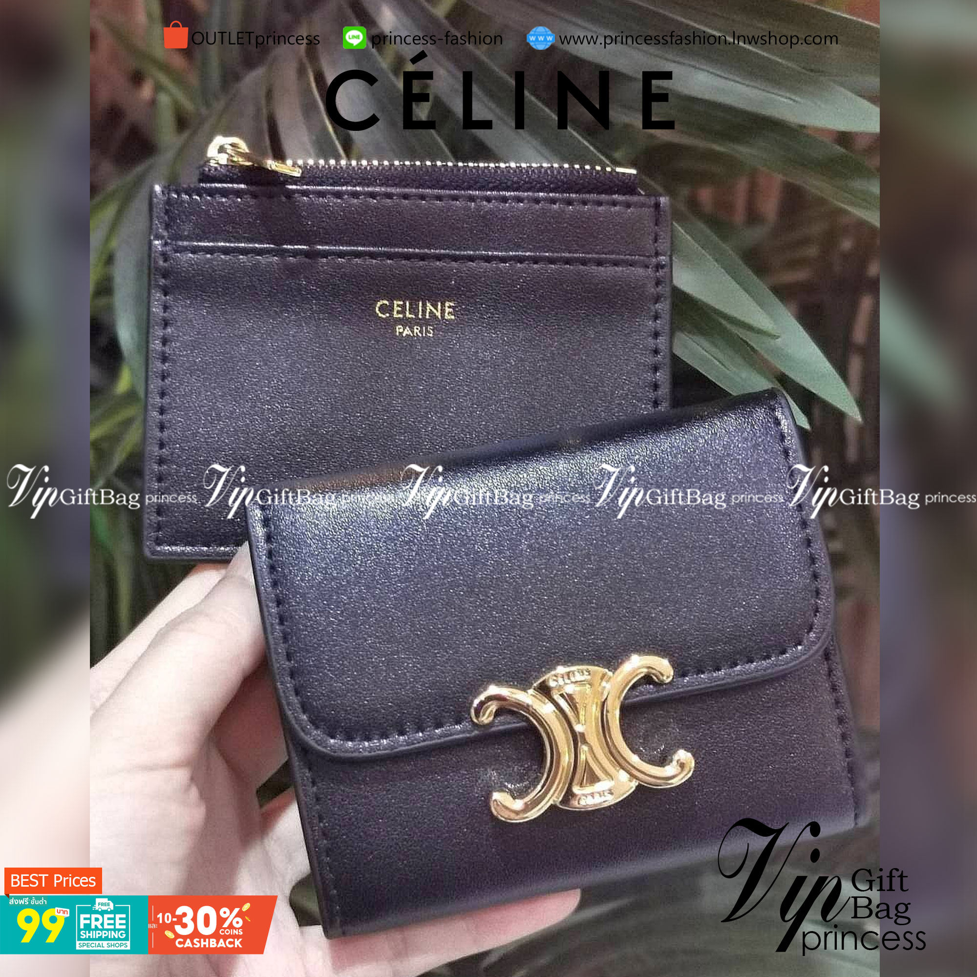 VIP 】CELINE SHORT WALLET VIP GIFT WITH PURCHASE GWP พรีเมี่ยมกิ๊ฟ Limited จาก CELINE HAUTE PARFUME DUTYFREE COUNTER วัสดุ Triomphe Canvas รุ่นใหม่เปิดปิดฝาพับกระดุม ภายในมีช่องแบ่งหลายช่อง ช่องใส่บัตรหลายช่อง ช่องใส่ธนบัตรใส่แบงก์พันได้เหมือนกระเป๋าสตางค์