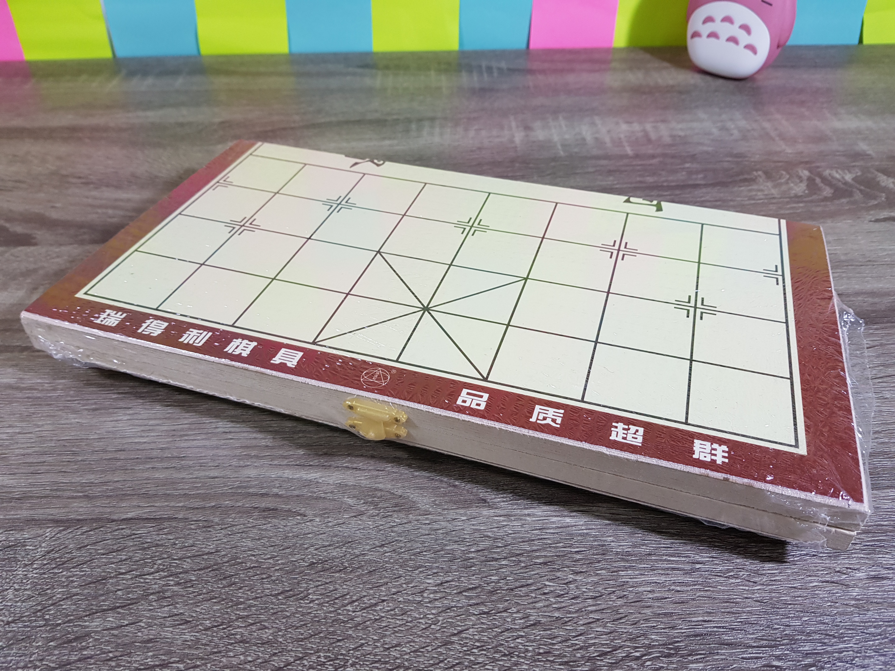 ชุดหมากรุกจีนไม้พร้อมกระดานไม้แบบพับงานไม้รุ่นประหยัด(ขนาดกระดาน 31x34 cm.)