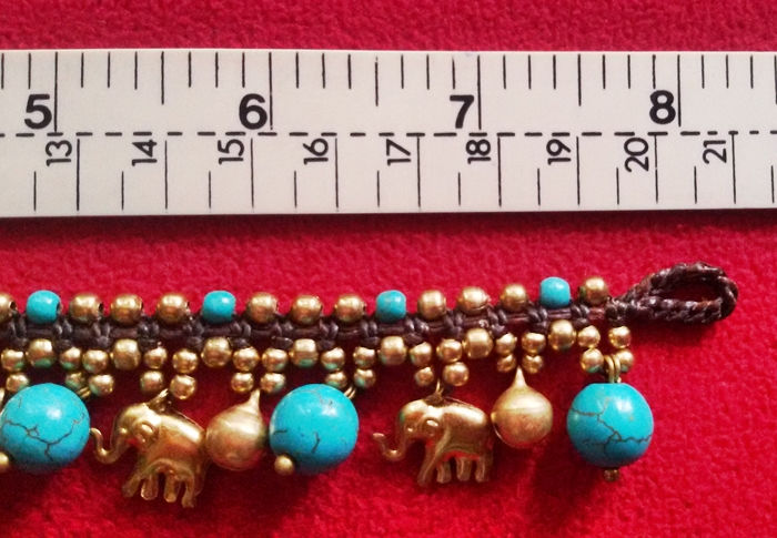 สร้อยข้อมือเชือกเทียนหินเทอร์คอยส์สีฟ้าตุ้งติ้งรูปช้างค่ะ