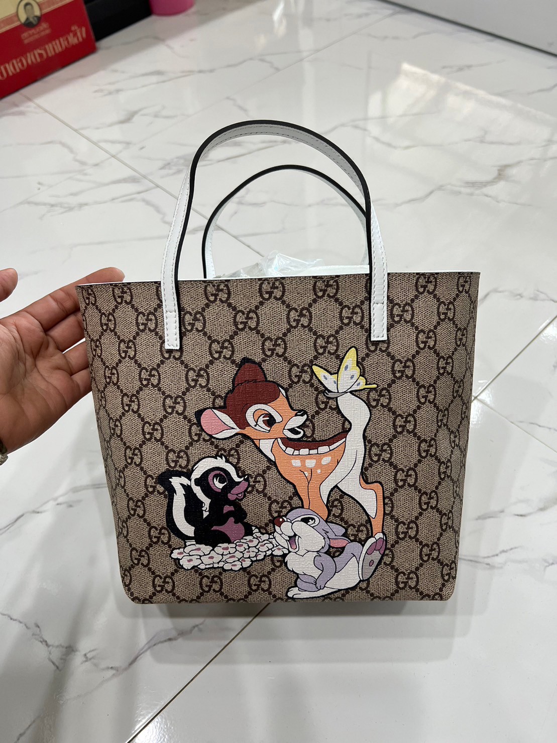 GUCCI Children's tote bag / Gucci kid tote / Gucci bag พร้อมส่งสต๊อกแน่น กับกระเป๋าโท้ทคิดท์ ไซส์น่ารักน่าใช้ ฮอตไม่หยุด เด็ดทุกดีไซน์ มีลายเข้าใหม่มากกว่าในรูปนะคะ **สินค้าเกรดออริจินอล 1:1 สลับแท้