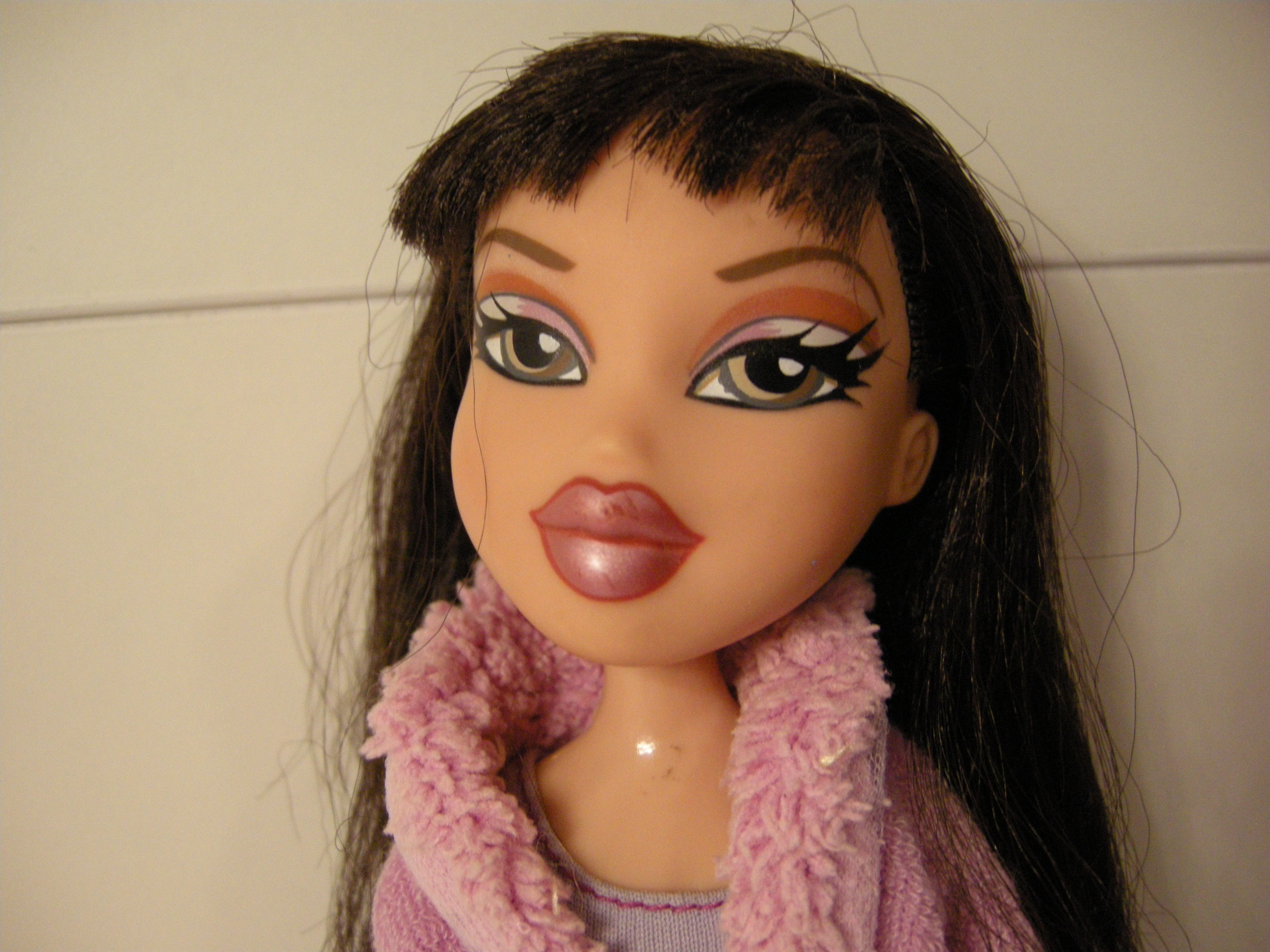 Bratz_Jade in Slumber Party Playset ตุ๊กตา Bratz แท้มือสองสภาพดี