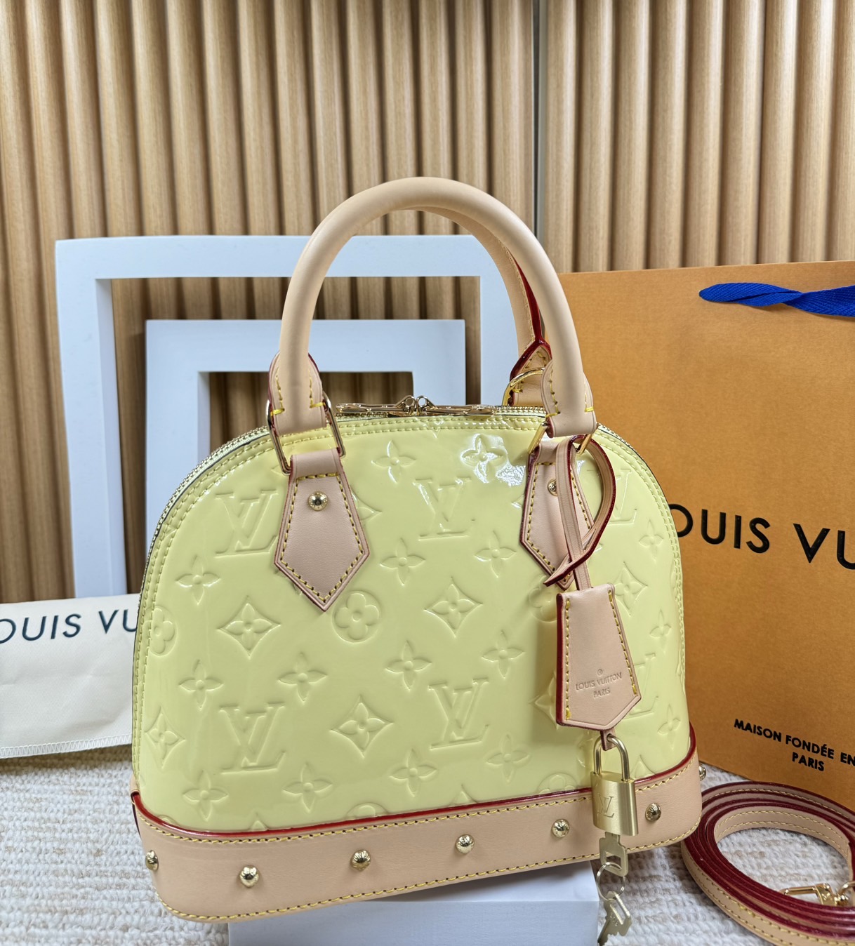 LV Alma BB Monogram Vernis Leather New Remix Colorful Chic and Yellow | Sky | Neon Pink กระเป๋าสะพายสีพาสเทล เกรดออริ สลับแท้ 1:1 ใช้งานต่างประเทศได้