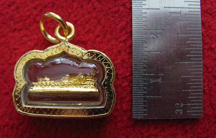 สินค้าหมดค่ะ จี้พระประจำวันเกิดวันอังคาร ปางไสยาสน์ เนื้อทองเลี่ยมทองไมครอนพร้อมใบคาถาค่ะ