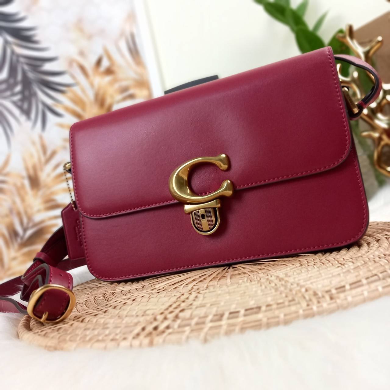 สวยละมุนตาละมุนใจม๊ากก!!🌺🌈 //>>COACH STUDIO GLOVETANNED LEATHER SHOULDER BAG (C6641)🌺ห้ามพลาดเด็ดขาด!! สวยละมุน เรียบหรู ดูแพงสุดๆ!! //กระเป๋าถือ กระเป๋าสะพาย ดีไซน์เนี้ยบ! เฉียบมาก!// วัสดุหนังแท้ หนังเรียบเต็มใบ อยู่ทรง สวย