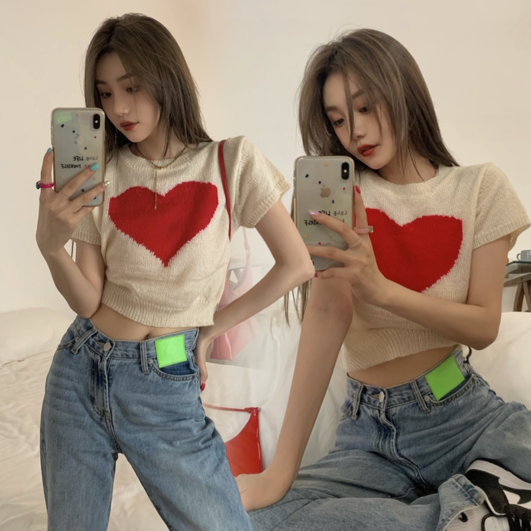 พร้อมส่ง 🪑🏮💌 Heart print crop top เสื้อครอปพิมพ์ลายหัวใจ (IN38280)