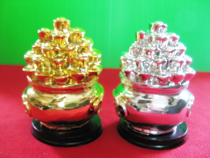 สินค้าหมดค่ะ โถก้อนเงินก้อนทอง เงินทองไหลมาเทมาค่ะ