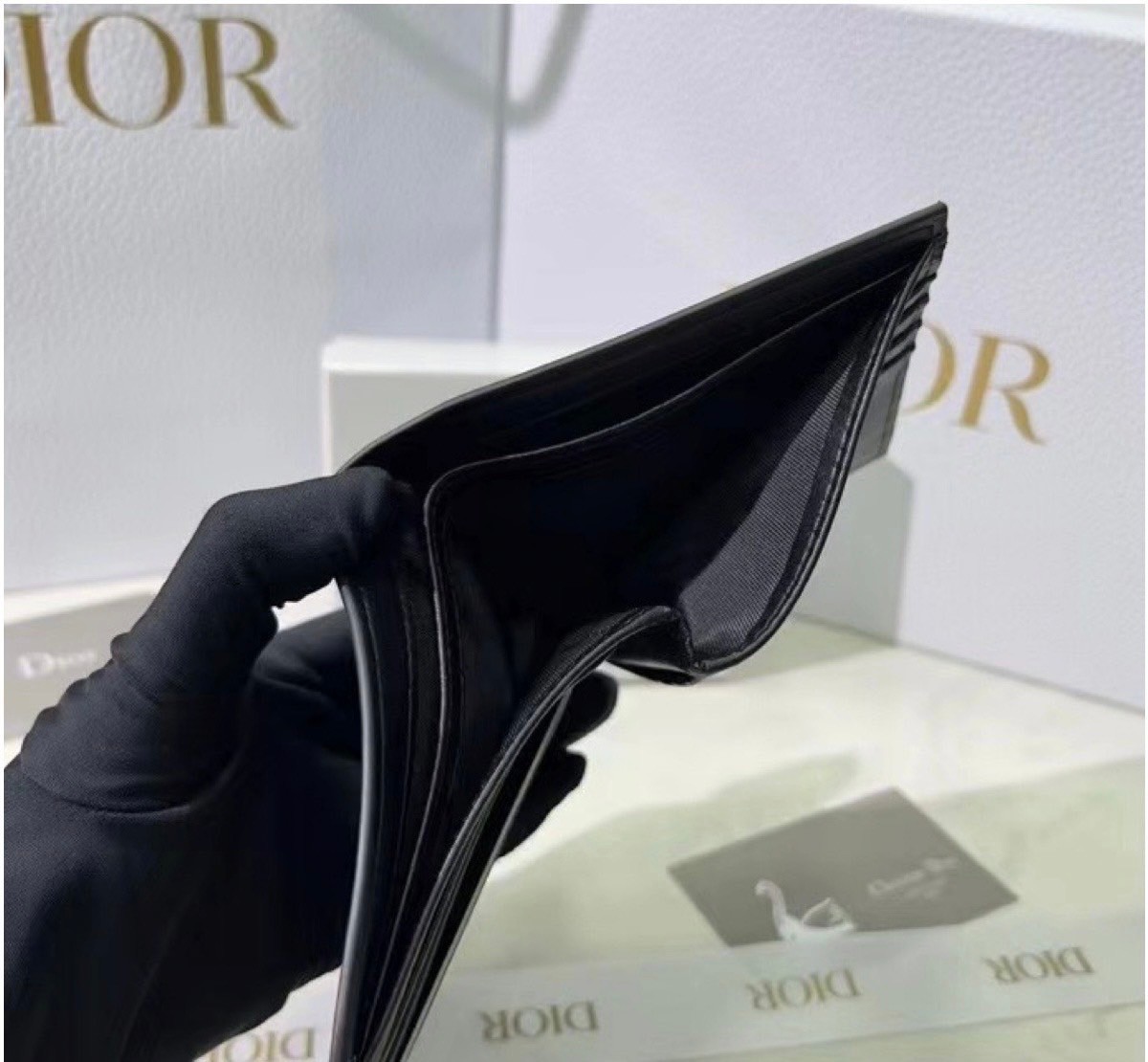 DIOR Wallet CD Diamond Canvas กระเป๋าสตางค์ใบสั้น พร้อมส่งที่ไทย ภาพสินค้าถ่ายจากงานขายจริง ใช้งานต่างประเทศได้