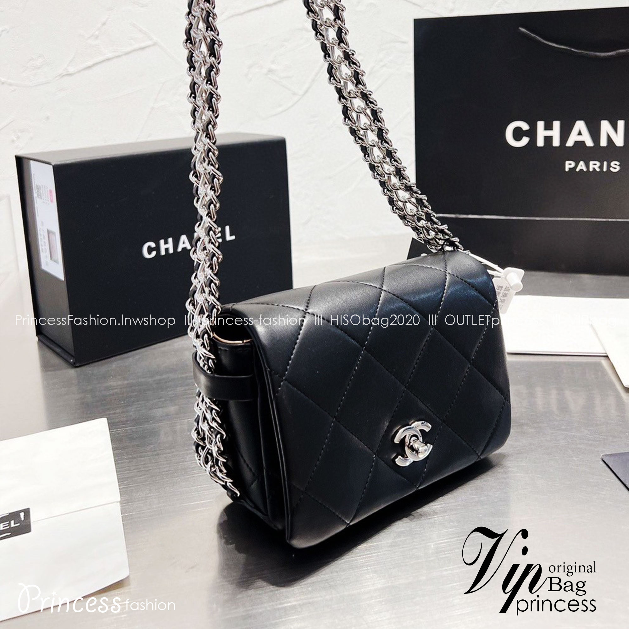 Chanel shoulder bag with chain 8" / Chanel Bag พร้อมส่ง กระเป๋าสะพาย สายโซ่อะไหล่เงินทบสามชั้น หรูหรา งานหนังเรียบสวย มาพร้อมกล่อง อปก ครบเซ็ท รอบนี้จัดราคาพิเศษสุดคุ้มค่ะ ใช้งานต่างประเทศได้ ภาพถ่ายจากงานขายจริง