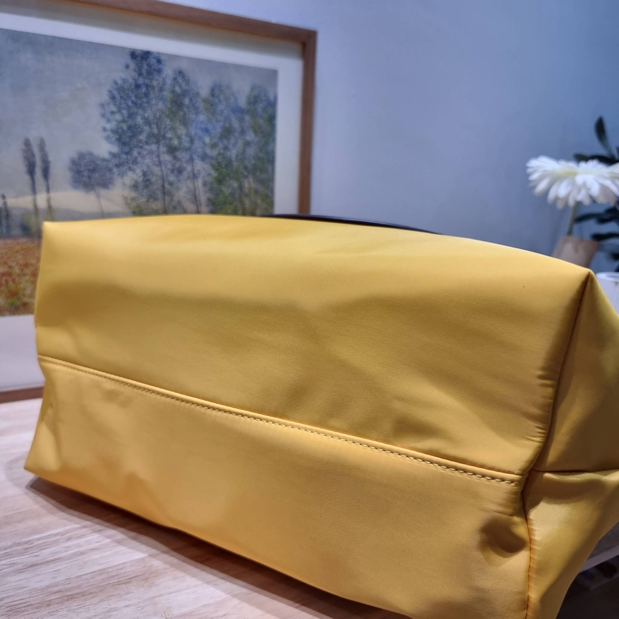 TORY BURCH Ella Chain Tote Bag / TORY TOTE NYLON BAG พร้อมส่ง 4 สี กระเป๋าสะพายทรงโท้ทใบใหญ่ จุของไปเลยแน่นๆ รูปทรงคลาสสิคชวนใช้ โดดเด่นด้วย patch โลโก้ แนะนำรีบสั่งใช้ไปสวยก่อนใครได้เลยน้า