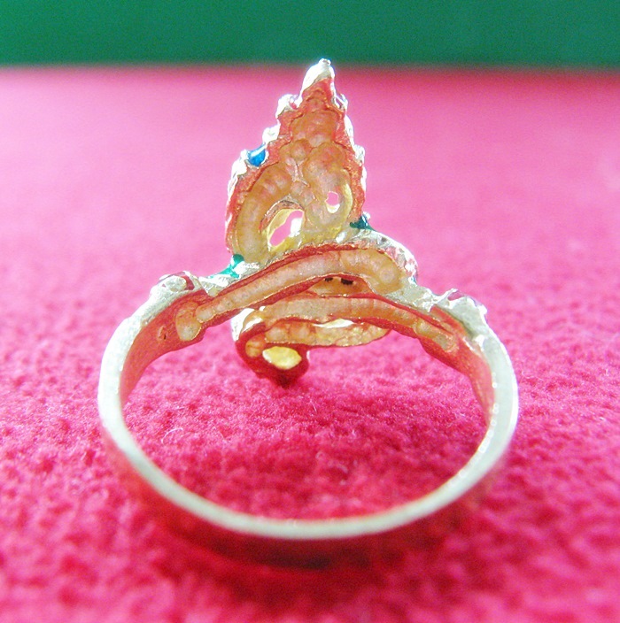 สินค้าหมดค่ะ แหวนพญานาคทองเหลืองลงยาสีเขียว เสริมดวงบารมี โชคลาภค่ะ