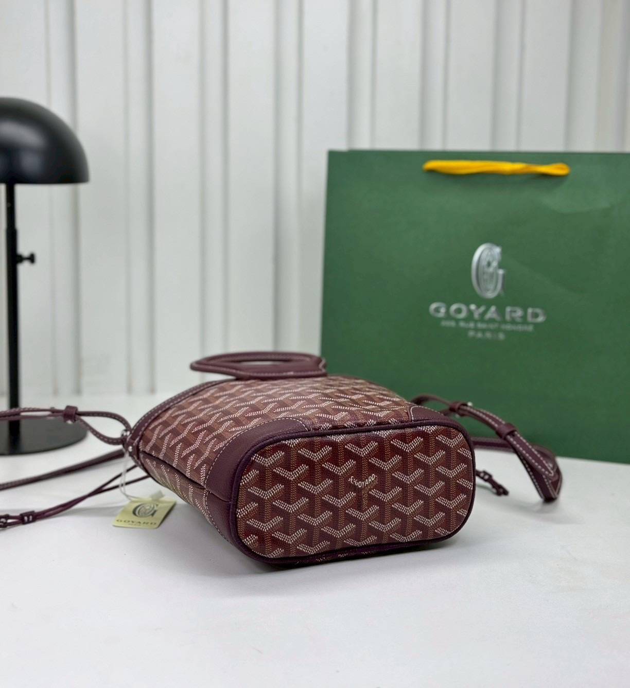 ORI หนังแท้ | Goyard Beluga Mini Bag กระเป๋าสะพายทรงบัคเก็ต พร้อมหูจับในตัว สะดวกใช้งาน ด้านในเป็นผ้าดีไซน์ผูก เพิ่มความน่ารักน่าใช้ สวยมากค่ะ