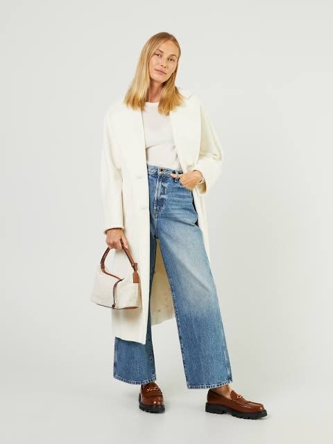 LOEWE Cubi Anagram Small Leather-trimmed Logo-jacquard / LOEWE HANDTASCHE 'CUBI ANAGRAM SMALL' HELLGRÜN คอลเลคชั่นยอดฮิต กับ 4 สีใหม่ล่าสุด กระเป๋าทรงพอช ใบกำลังสวย ดีไซน์ดีเทลน่ารัก