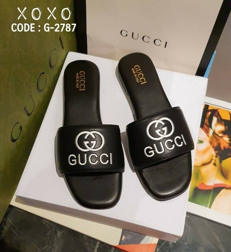 Gucci แตะสวม พื้นฟองน้ำนุ่มมาก สายคาดด้านบนรองซับกำมะหยี พร้อมโลโก้แบรนด์งานปัก ใส่สบาย น้ำหนักเบา แมส์ชุดง่าย