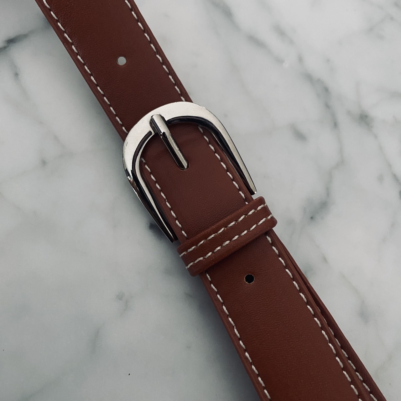 Goyard Boeing Travel 55 Duffle Bag กระเป๋าเดินทางใบใหญ่ ดีไซน์สวยคลาสสิกเป็นเอกลักษณ์ ไอเท็มที่จะทำให้การเดินทางไม่ธรรมดาอีกต่อไป ด้วยดีเทลความเป็นเอกลักษณ์ เรียบแต่หรู ภายในจุของได้เยอะมาก