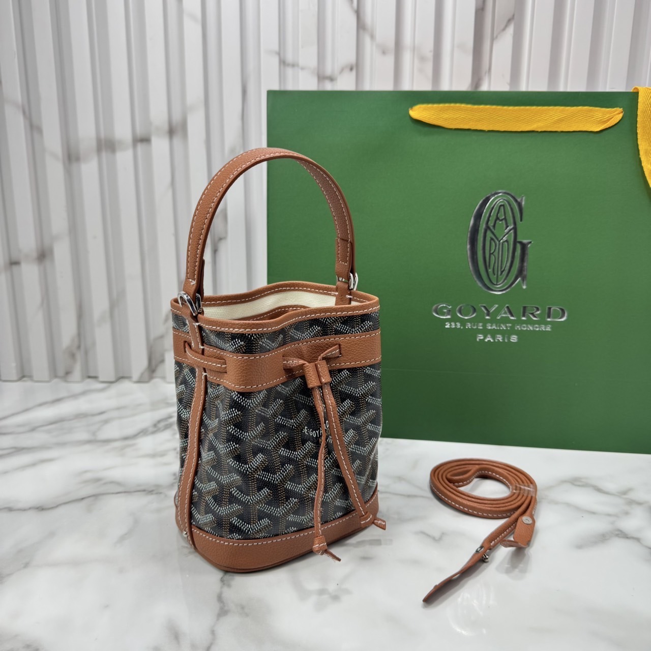 RI หนังแท้ | Goyard Petit Flot Mini bucket bag กระเป๋าสะพายทรงบัคเก็ต ไซส์มินิ ดูผู้ดีในตัว วัสดุหนังแคนวาสพิมพ์ลายสวยคม
