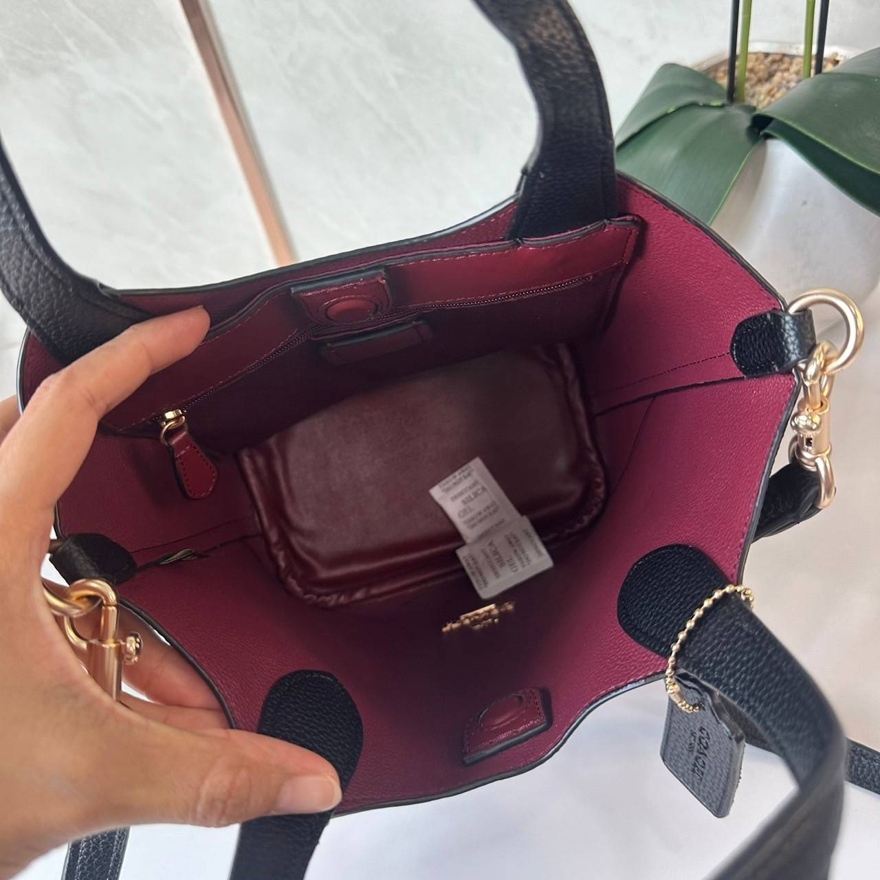 พร้อมส่ง 5 สี COACH HANNA BUCKET BAG กระเป๋าถือ/สะพายข้างทรงบักเก็ตรุ่นใหม่ดีไซน์เก๋น่ารัก เกรดท็อปออริ เกรดดีสุด สลับแท้ 1:1