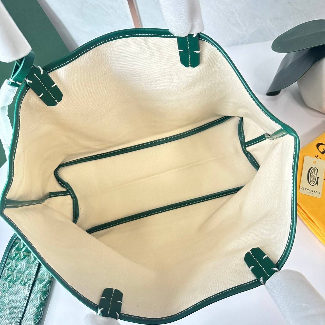 พร้อมส่ง 5 สี PM GOYARD ANJOU PM REVERSIBLE TOTE BAG / Goyard tote bag กระเป๋าทรงโท้ทใบใหญ่ เกรดไฮเอน 1:1 ใช้งานต่างประเทศได้ ภาพถ่ายจากงานขายจริง