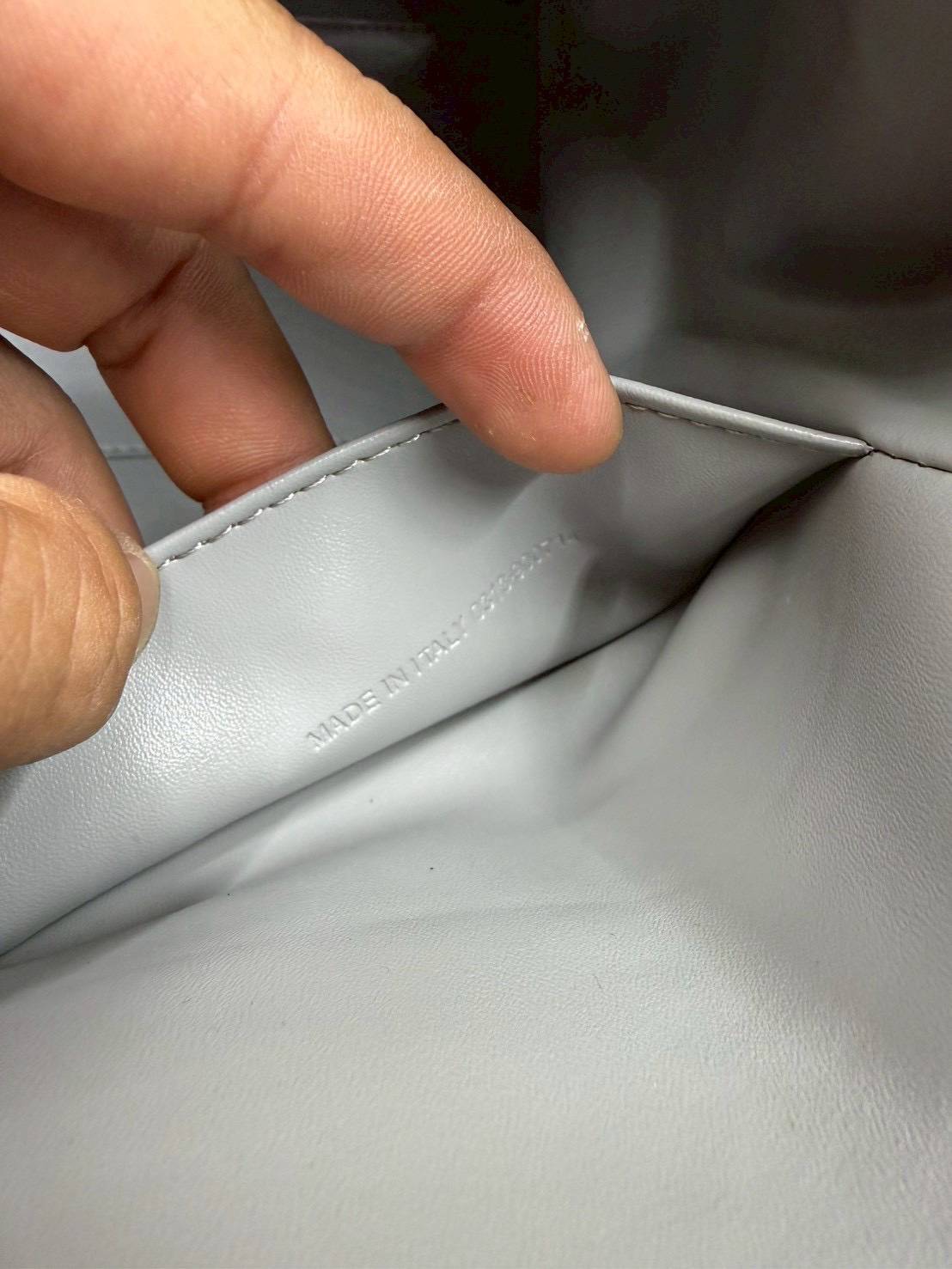 ORI หนังแท้ | Balenciaga Carry All Hampton Bag / Balenciaga Tote Bag 33cm กระเป๋าสะพายทรงโท้ท ภายในโล่งกว้าง ดีไซน์เรียบง่าย เรียบหรู