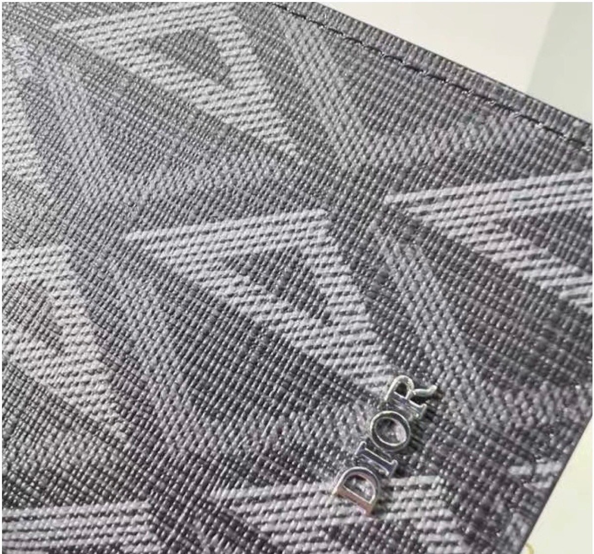 DIOR Vertical Long Wallet Dior CD Diamond Canvas กระเป๋าสตางค์ใบยาว พร้อมส่งที่ไทย ภาพสินค้าถ่ายจากงานขายจริง ใช้งานต่างประเทศได้