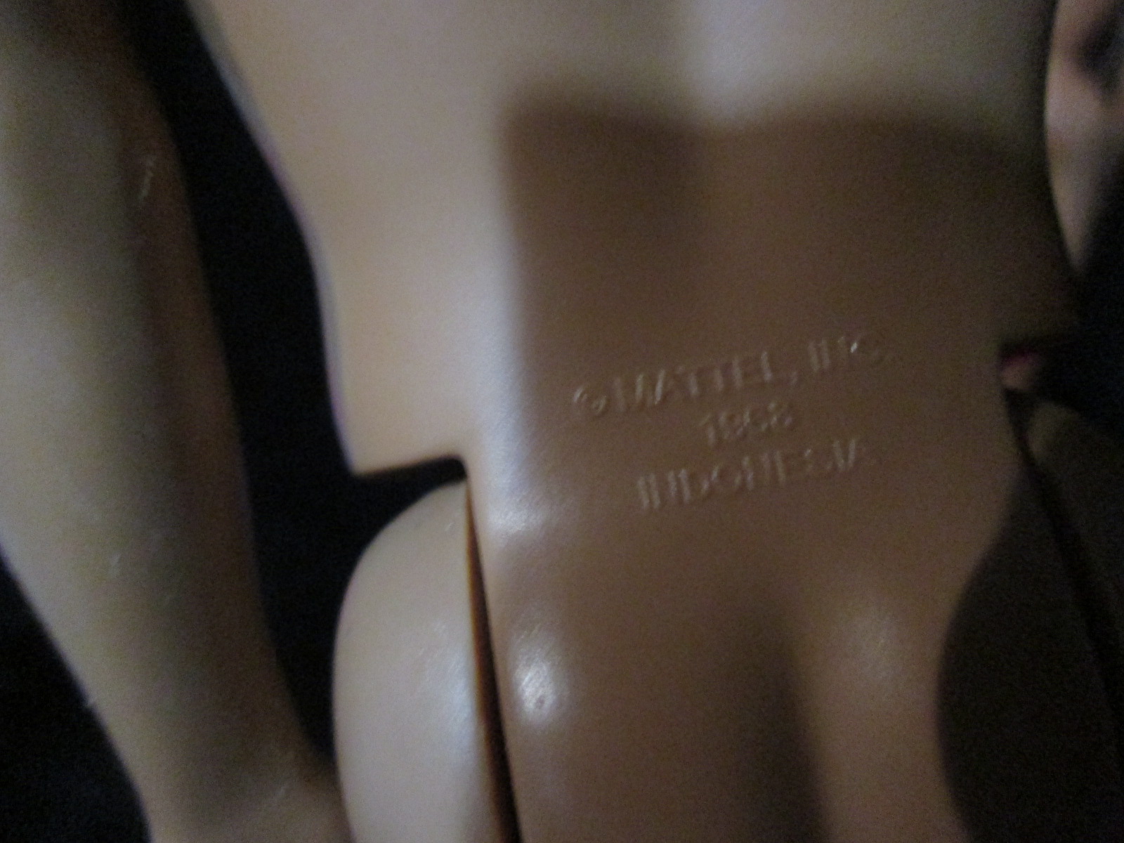 Beach Blast Barbie with Ken_ตุ๊กตาบาร์บี้และเคนแท้มือสองสภาพดี