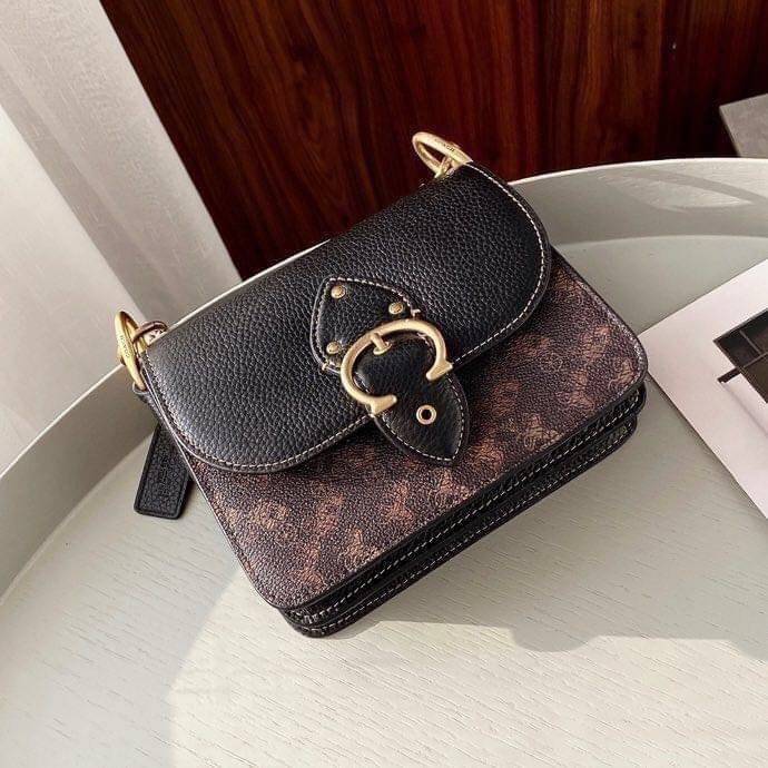 COACH 4503 BEAT SHOULDER BAG 18 with HORSE & CARRIAGE พร้อมส่งที่ไทย