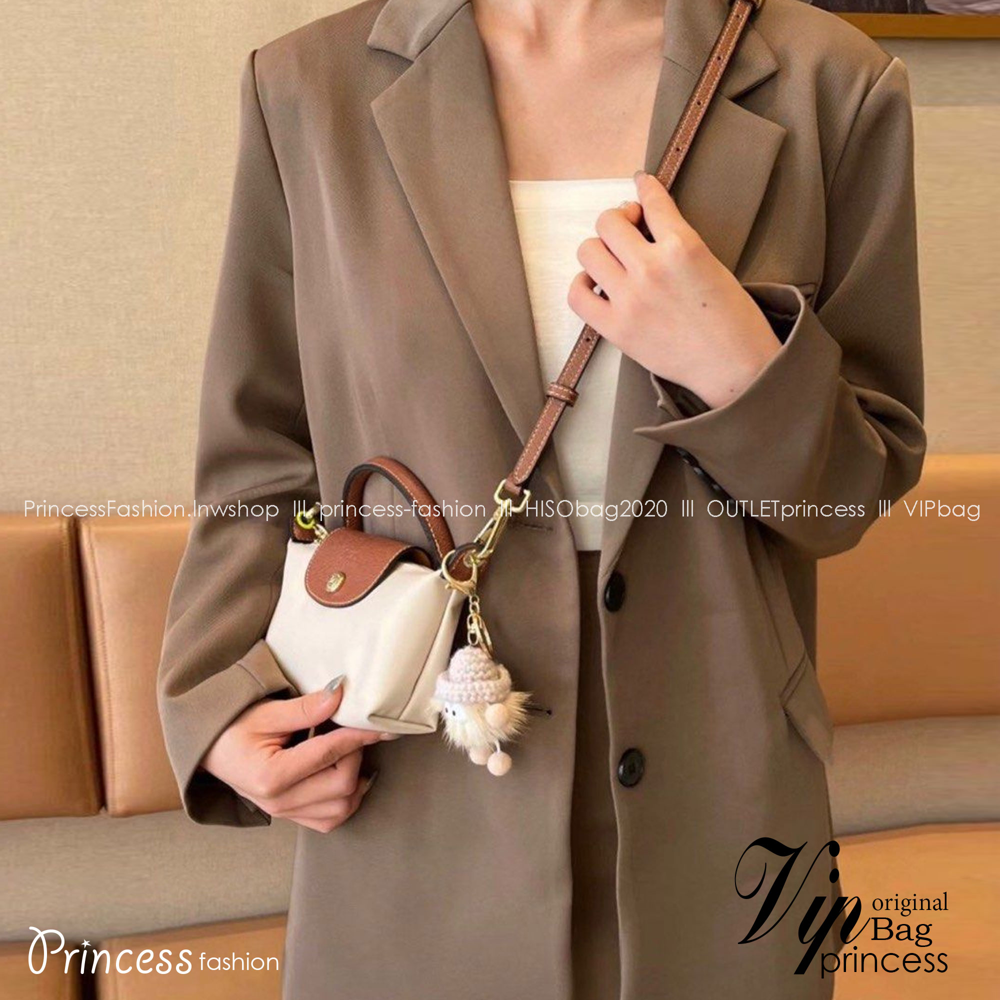 LONGCHAMP LE PLIAGE ORIGINAL Pouch with handle กระเป๋าใบเล็กขนาดกระทัดเหมาะกับใส่ของจำเป็นจุกจิก กันน้ำได้ พร้อมส่ง