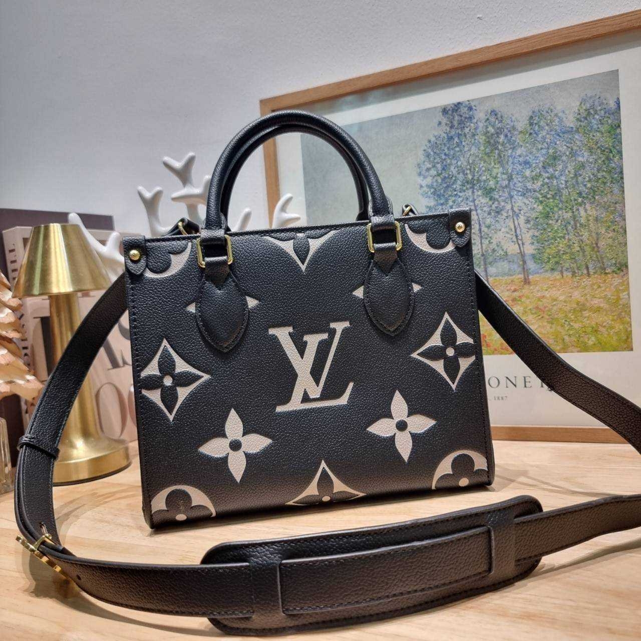 LV OnTheGo PM bag / LV on the go pm bicolor tote bag กระเป๋าทรงโท้ทที่ใครเห็นต้องเป็นคลั่งรัก ยอดฮิต คลาสสิค ผู้ดี หรูหราได้ทุกลุค ทุกสไตล์ เกรดวีไอพี ไฮเอน 1:1 ใช้งานต่างประเทศได้