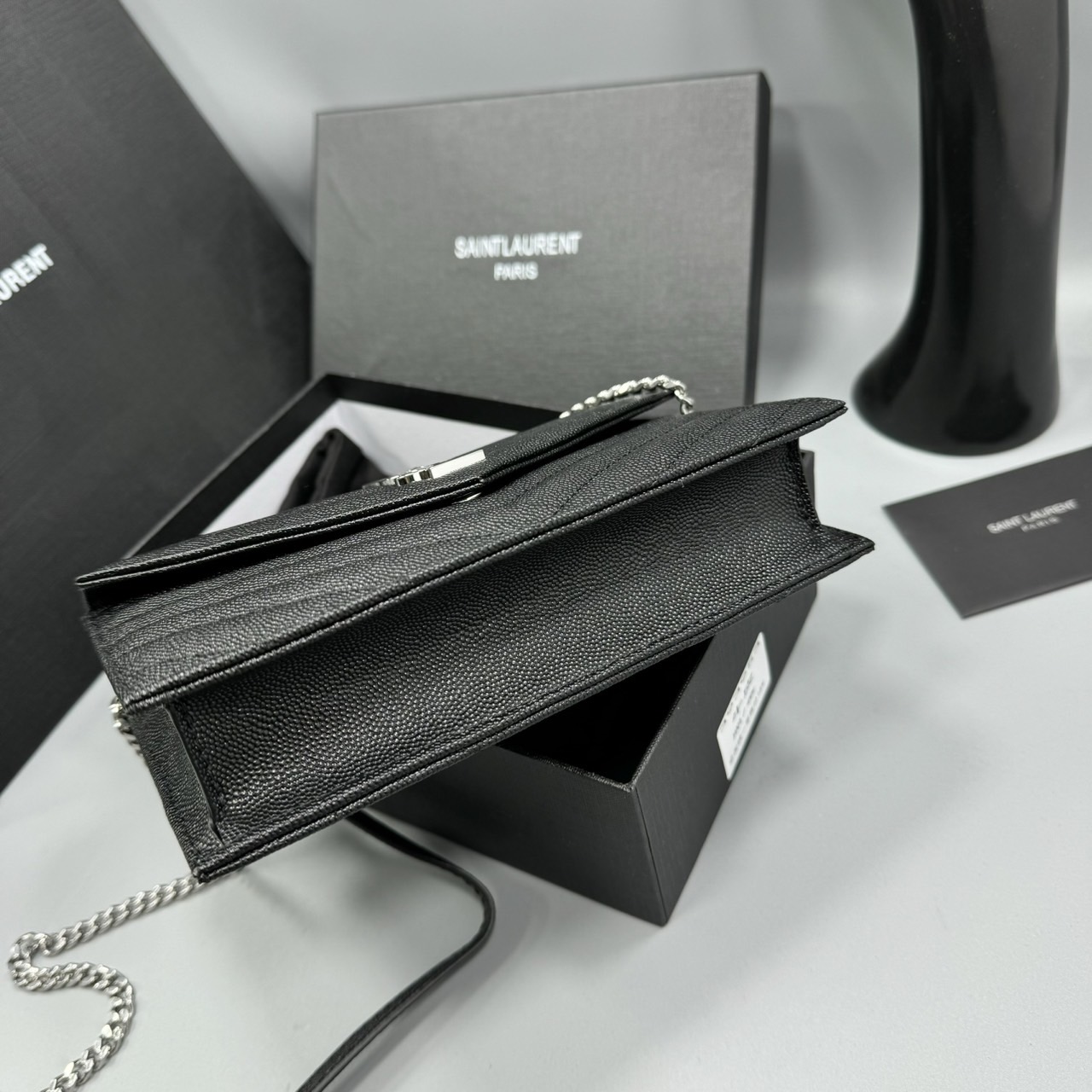 YSL Envelope WOC 7.5 Wallet on chain / YSL Clutch Bag 7.5" กระเป๋าสะพายรุ่นยอดนิยม เกรดหนังคาเวียร์สวยเต็มใบ เกรดออริ 1:1 ใช้งานต่างประเทศได้