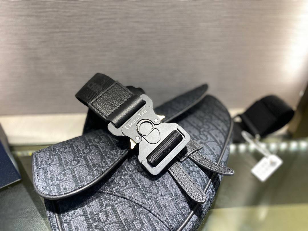 CHRISTIAN DIOR SADDLE BAG Black Dior Oblique Jacquard